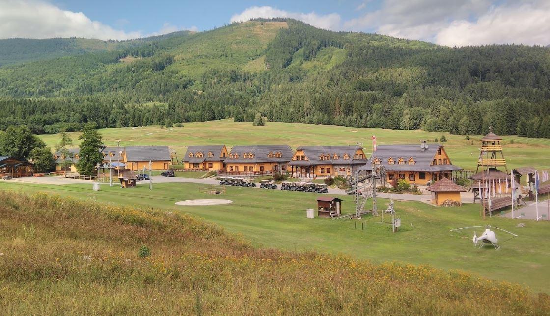 Golf Course Gray Bear Tale