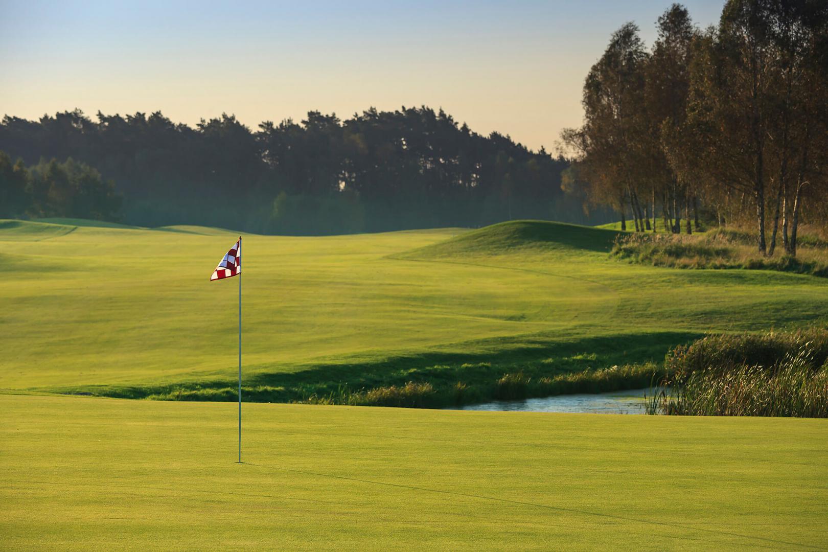 Modry Las Golf Resort | PGA National Poland